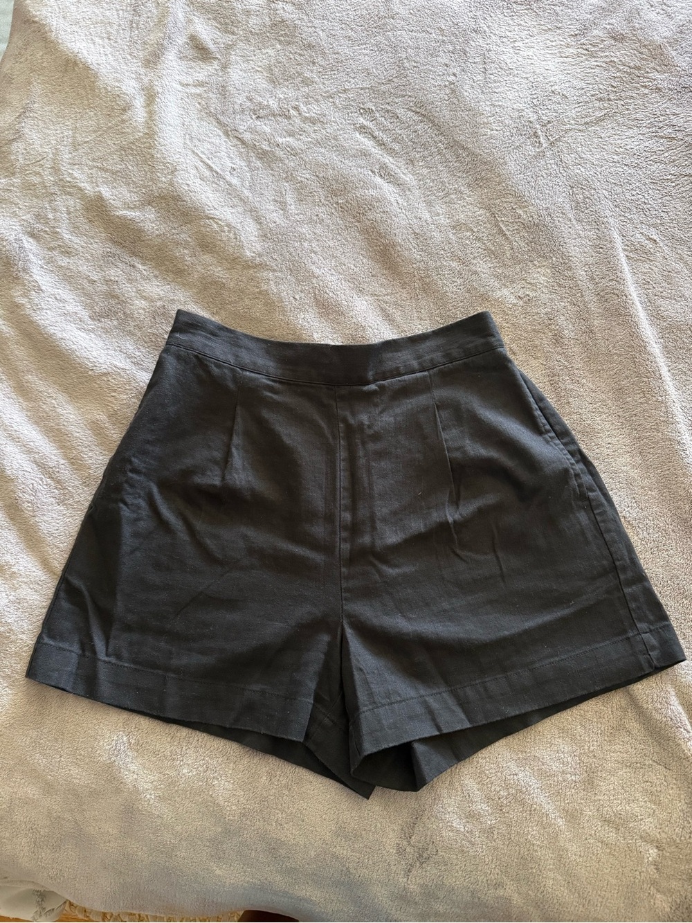 Madewell Black High-Waist Tailored Women’s Shorts